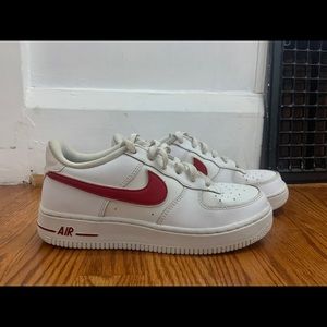 AIR FORCE 1 07 “Gym Red”